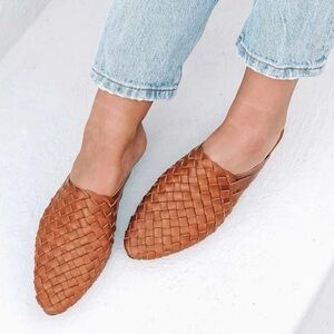 Liberté Prague Woven Mule - Cognac